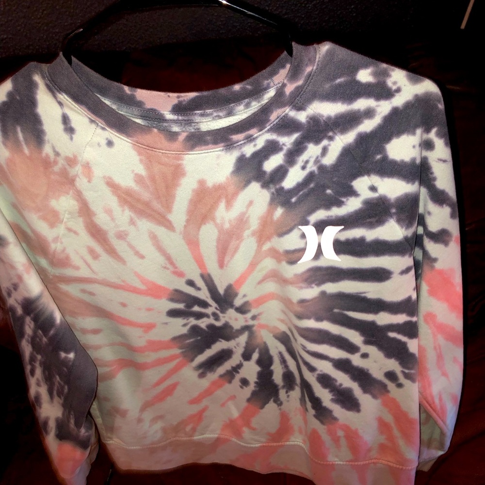 Hurley crew neck sweater